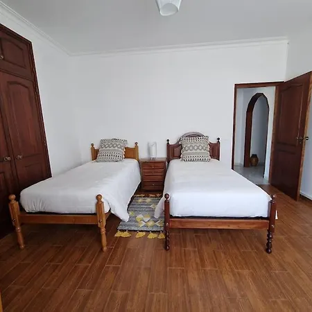 Casa Almeida - Дом отдыха Каштелу-Бранку