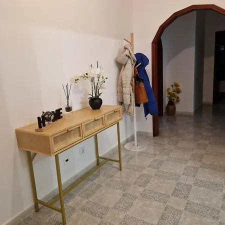 Casa Almeida - Каштелу-Бранку