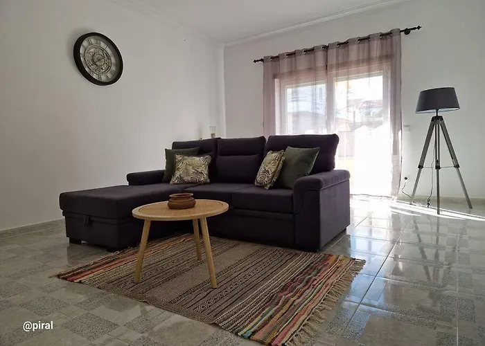 Дом отдыха Casa Almeida - *